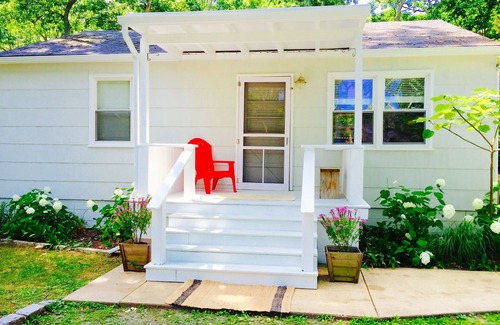 Southold Cottage | Southold cottage with Private Beach Rights ~ Walk to Kayak & Paddle Board