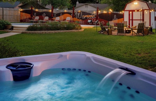 Blossoms Park House | Southwest Refresh- Heated Pool, Hot Tub, Game Room, Fire Pit, & Private Gym