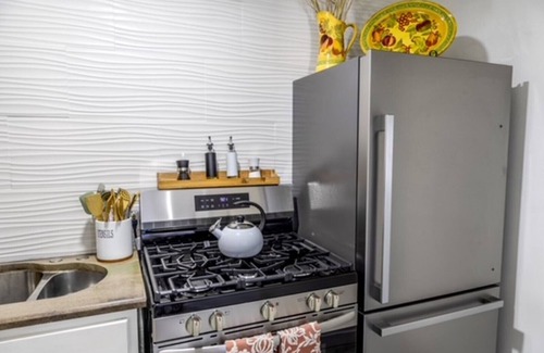 Southside House | Southwestern style home! We are your home away from home & close to everything.