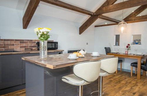 Saundersfoot Apartment | Sovereign Suite