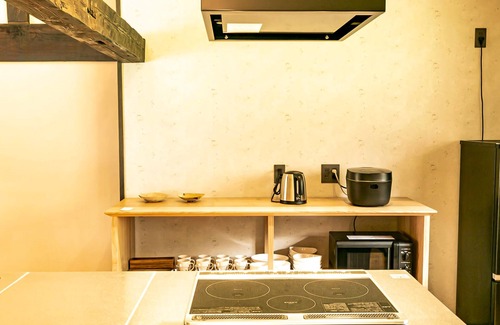 Maibara House | Soyomo