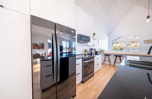 Beaupre Ski Chalet | Spa and Mountain View - World Cup