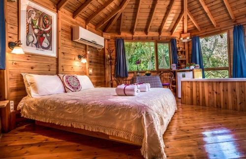Amirim House | Spa in The Woods - B&B in Amirim
