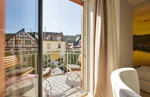 Bernkastel-Wittlich District House | Spa Suite Moselsteig in the GH Winzerhaus - Hotel Zeltinger Hof