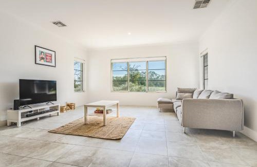 Lake Clifton House | Space for Days