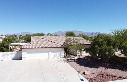 Centennial Hills House | Space to Play in Centennial Hills Las Vegas! 5 bedroom SINGLE STORY on HALF ACRE