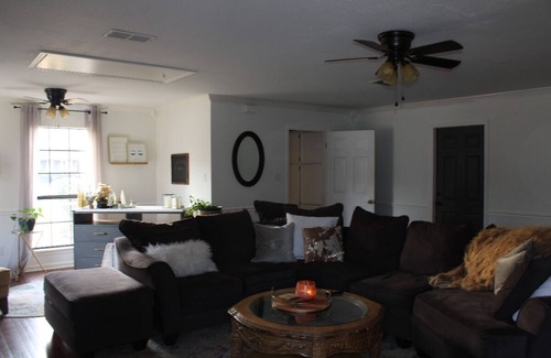 Pine Bluff House | Spaces house with a Jacuzzi bath tube!
