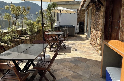 Copacabana Apartment | Spacious 6-bedroom building with AC, WiFi in amazing Copacabana Rio de Janeiro