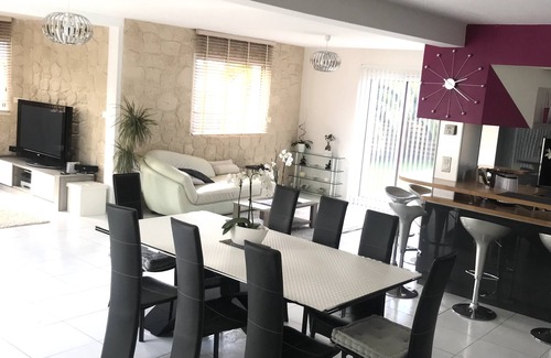 Lanvollon Villa | Spacieuse Villa 4 Avec Piscine Intérieure
