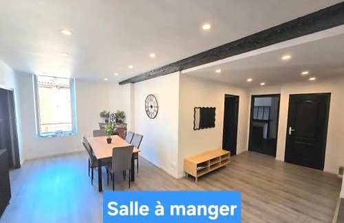 Foix Apartment | Spacieux 3 chambres centre Foix - 2 sdb et 2 wc - Parking gratuit à 1 Minute