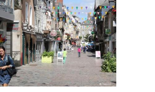 Redon Apartment | Spacieux T3 lumineux dans quartier historique avec wifi