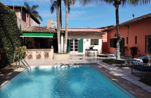 Jardim Mar e Ceu House | Spacious 5-bedroom house in charming Jardim Virginia Guarujá with WiFi, AC