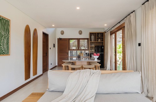 Pecatu Villa | Spacious 3-bdr villa w/master loft & Bingin views