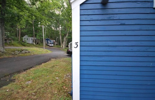 Edgecomb Cottage | Spacious 1 Bedroom Cottage Close to Everything 3