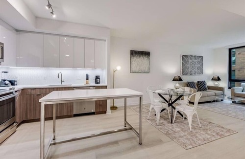 NoMa Hotel | Spacious 1 BR | W&D |Upscale Amenities| near Metro