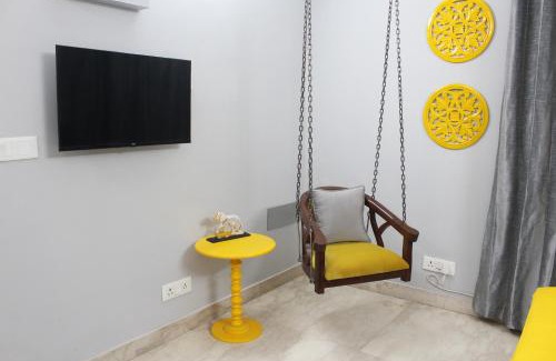 Greater Kailash Apartment | Spacious 1BHK Suite Prime Location w/2 baths (12)