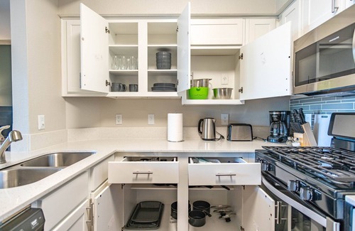 Wells Branch Apartment | Spacious 1BR King Suite | Pool, Parking + Gym C