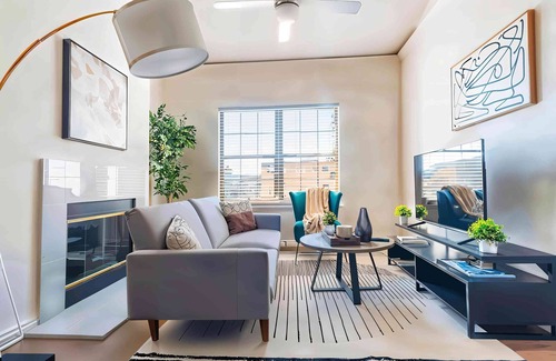 Irving Apartment | Spacious 1BR King Suite | Pool, Gym Access & Free Parking