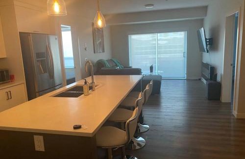 North End Apartment | Spacious 2-bed, 2-bath condo in downtown Kelowna!