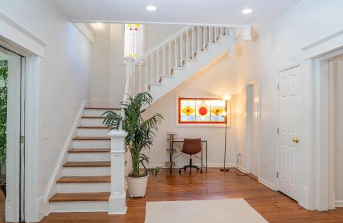 Midtown Apartment | Spacious 2 Bed Apt in Atlanta near Piedmont Park