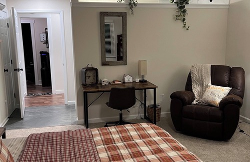 Lupton City Apartment | Spacious 2-bedroom apartment in Signal Mountain only 15 minutes from downtown!