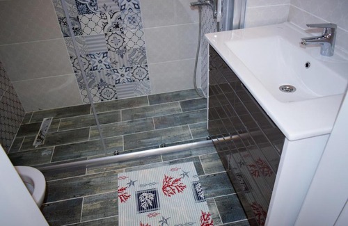 Sarsu Mahallesi Apartment | Spacious 2 Bedroom for 5 With Mountain View. Free Wifi