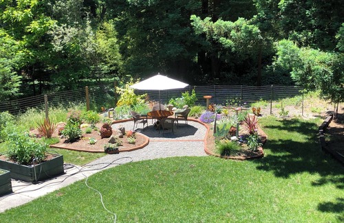 Forestville House | Spacious 2-bedroom wine country home with lovely outdoor spaces.