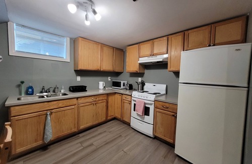 Durham Region House | Spacious 2-BR Basement Apartment in Oshawa
