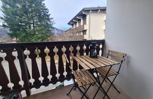 Les Carroz-d'Araches Apartment | Spacious 2-Room Apartment for 5 in Village Center, Near Slopes