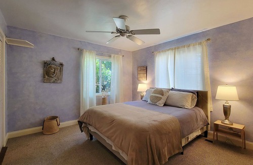 Gold Hill House | Spacious 2 home property on the rogue river! Sleeps 14 w/Swim Spa