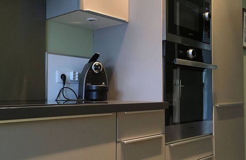 Deauville City Centre Apartment | Spacious 2 Rooms, heart of Deauville, next to the beach, closed parking included
