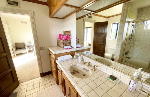Rancho Bernardo House | Spacious 2bed 1.5bath, 5min. drive to Rancho Bernardo Inn, Clubhouse, Starbucks!