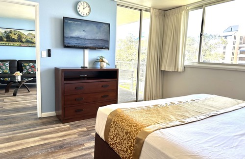 Kahana Hotel | Spacious 2bedroom/2bath Beach Front Condo
