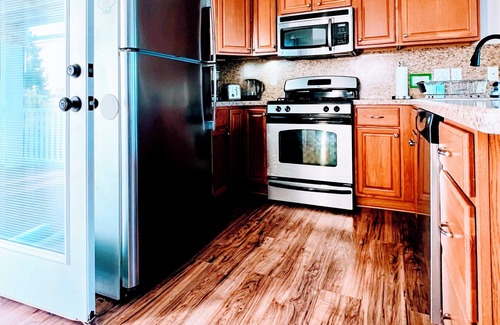 Ship Bottom House | Spacious 2BR/1BA in Ship Bottom, Walk to Everything!