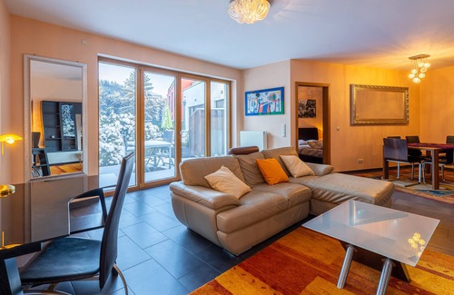 Limpertsberg Apartment | Spacious 2BR Apt w Terrace Pkg Near DT