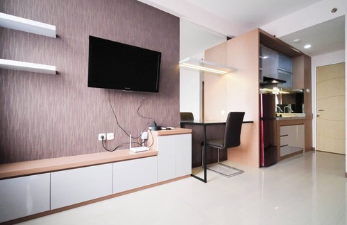 Surabaya Apartment | Spacious 2Br Combine Unit At Bale Hinggil Apartment