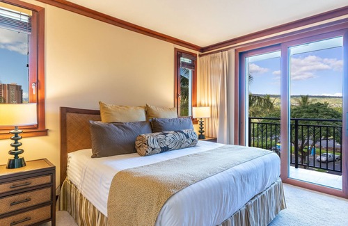 Kapolei Condo | Spacious 3 Bed 2 1/2 Bath Ocean View Beach Villa (O-401)
