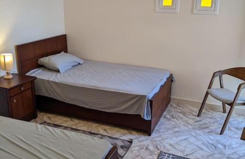Borg el Arab Apartment | Spacious 3 bedroom apartment with a sea view.