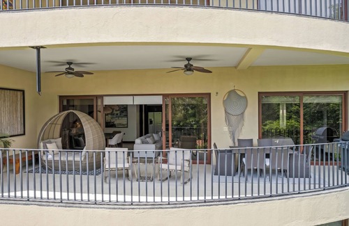 Playa Hermosa Condo | Spacious 3 Bedroom Condo - Walk to the Beach