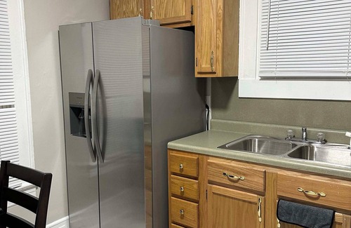 Winston - Salem House | Spacious 3-Bedroom with 4 beds, Fully Furnished Home Near Downtown Winston-Salem