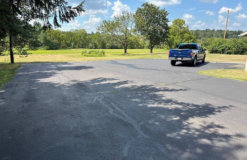 Numidia Apartment | Spacious 3-bedroom apartment with AC, WiFi in Numidia Near Knoebels & Dragstrip