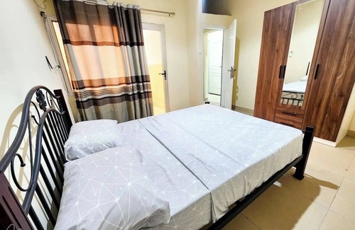 Limete Apartment | Spacious 3-bedroom apartment in superb Limete, Kinshasa with WiFi, AC