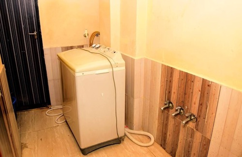 Ujjain Apartment | Spacious 3-bedroom apartment with AC, WiFi in wonderful Ujjain