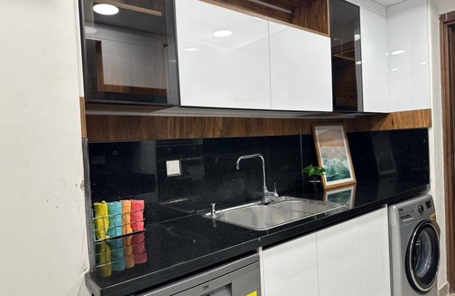 Nasr City Apartment | Spacious 3-bedroom apartment with WiFi, AC in charming Cairo