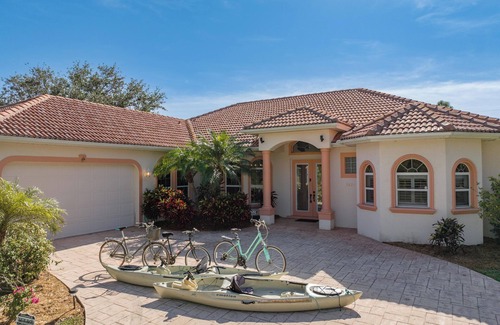 Pine Island Center House | Spacious 3-Bedroom Bokeelia Oasis w/Large Saltwater Pool & Outdoor Fire Pit