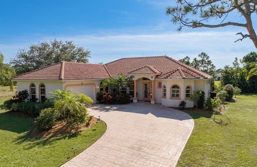 Pine Island Center House | Spacious 3-Bedroom Bokeelia Oasis w/Large Saltwater Pool & Outdoor Fire Pit