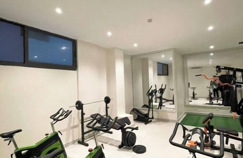 Yof Apartment | Spacious 3-Bedroom Family Oasis in the City