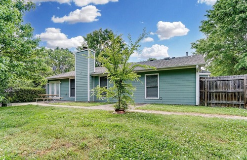 McAlpine House | Spacious 3 Bedroom Home*Fenced in Yard*Quiet and Safe Community