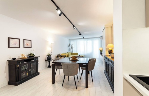 Lozenets Apartment | Spacious 3-bedroom home in the green hearth of Sofia