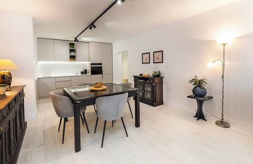 Lozenets Apartment | Spacious 3-bedroom home in the green hearth of Sofia